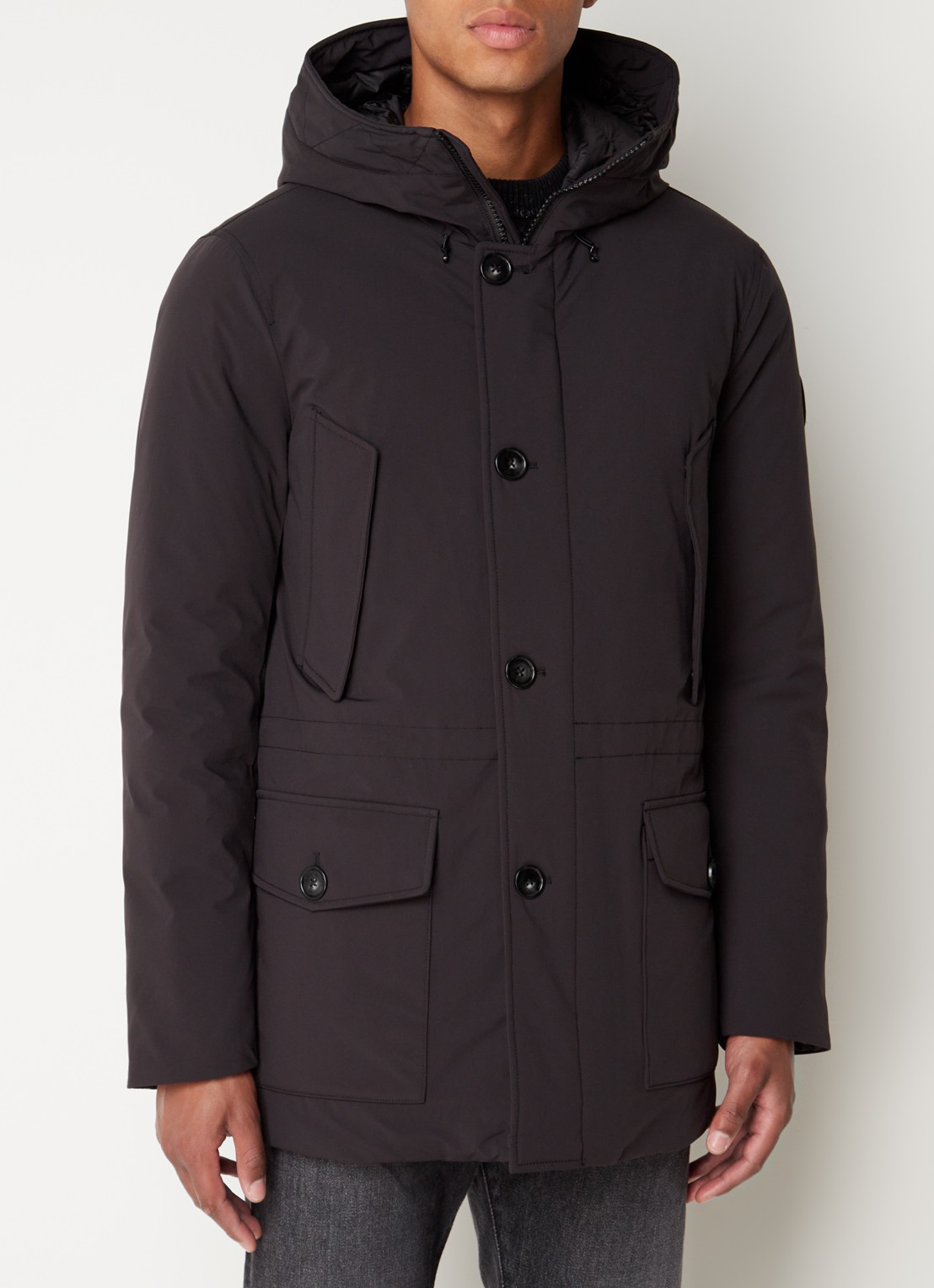 Woolrich Artic parka met donsvulling en klepzakken - detail zwart