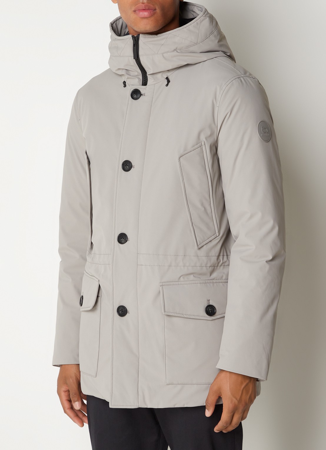 Woolrich Artic parka met donsvulling en klepzakken - detail donkerbeige