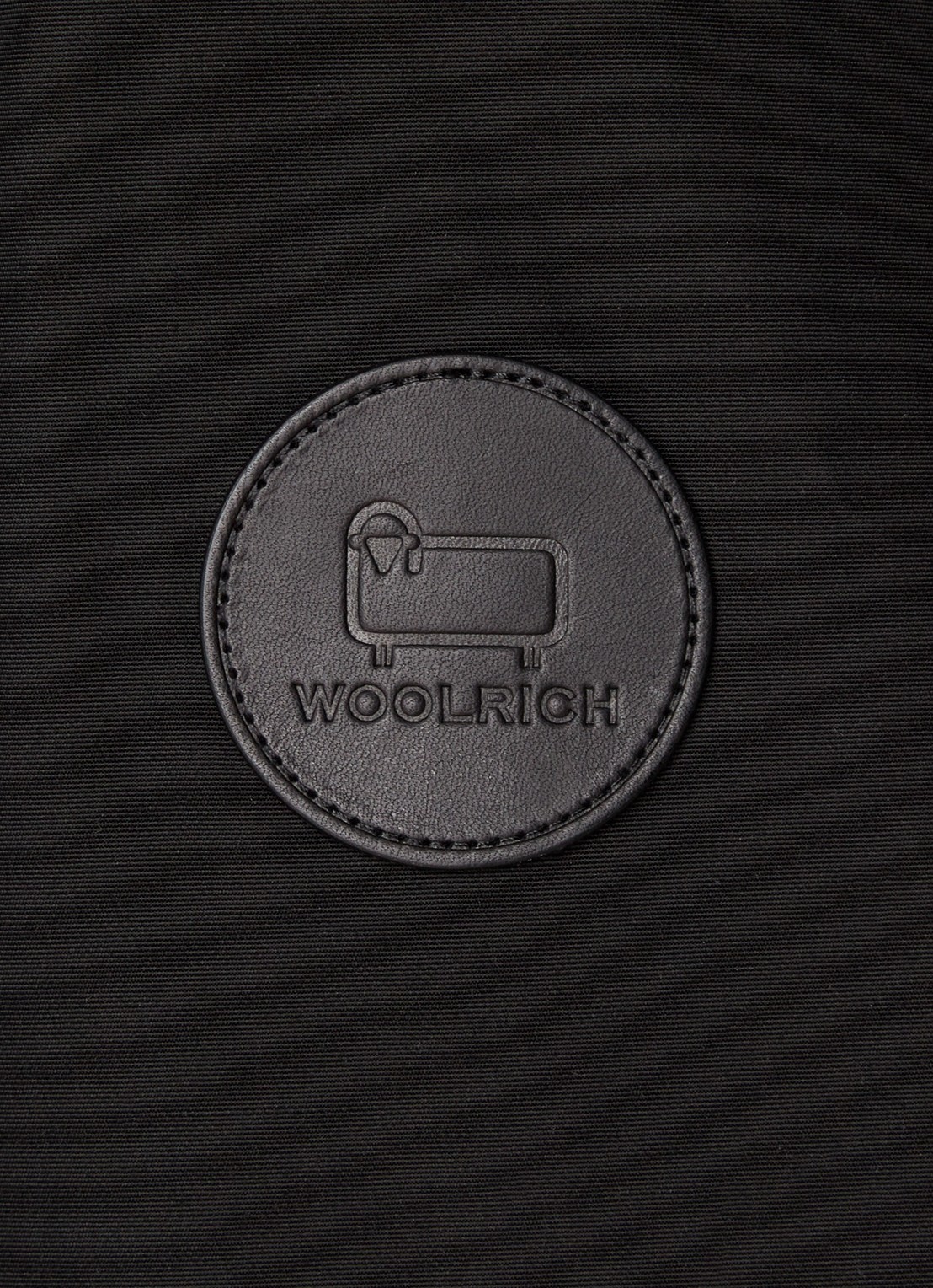 Woolrich Boulder gewatteerde jas met capuchon en steekzakken - detail 5 zwart
