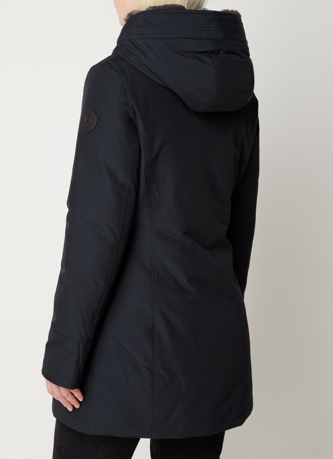 Woolrich Boulder gewatteerde jas met capuchon en steekzakken - achterkant 6 donkerblauw