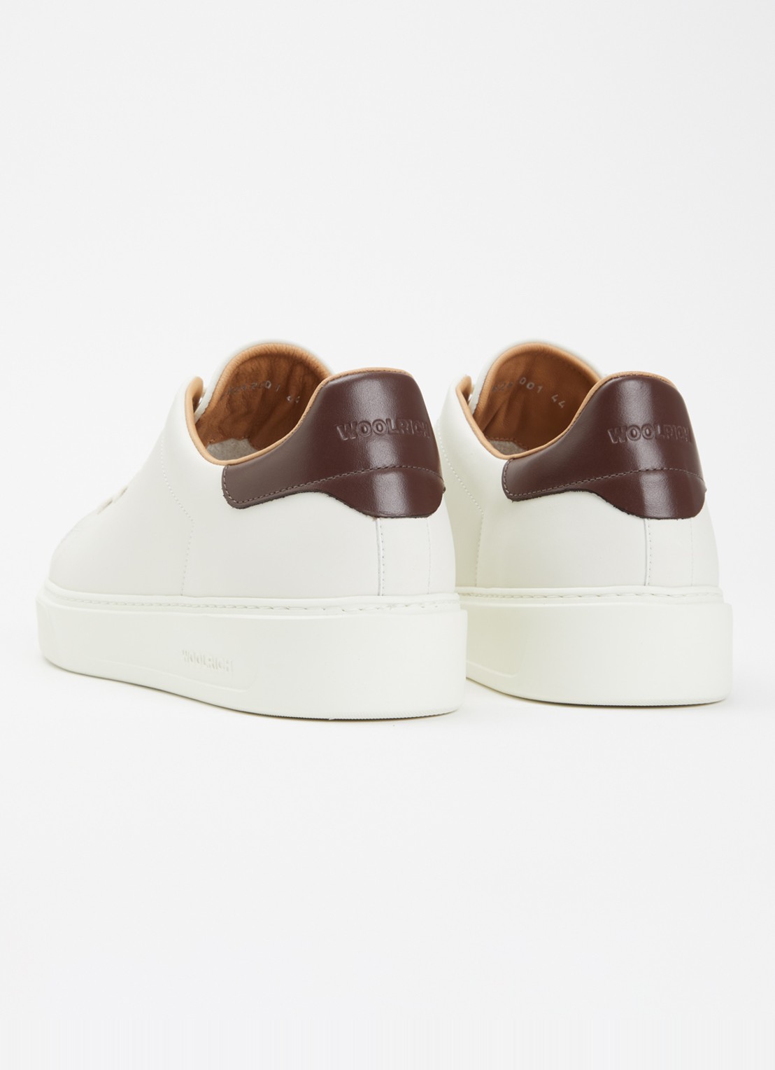 Woolrich Classic Court sneaker van kalfsleer met logo - achterkant 4 gebroken wit