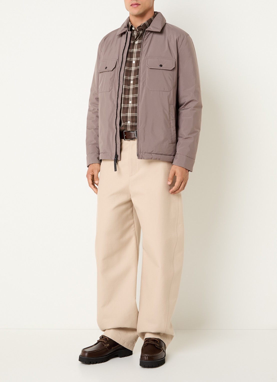 Woolrich Cloud gewatteerde jack met donsvulling - voorkant 2 zand