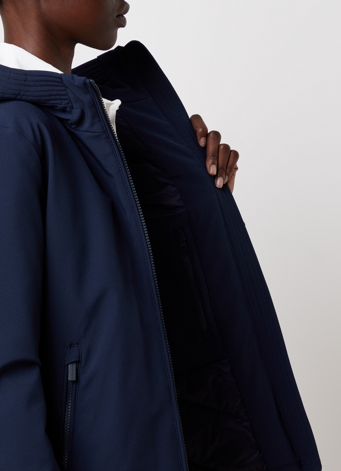 Woolrich Gewatteerd jack met donsvulling en ritszakken - detail 3 royalblauw