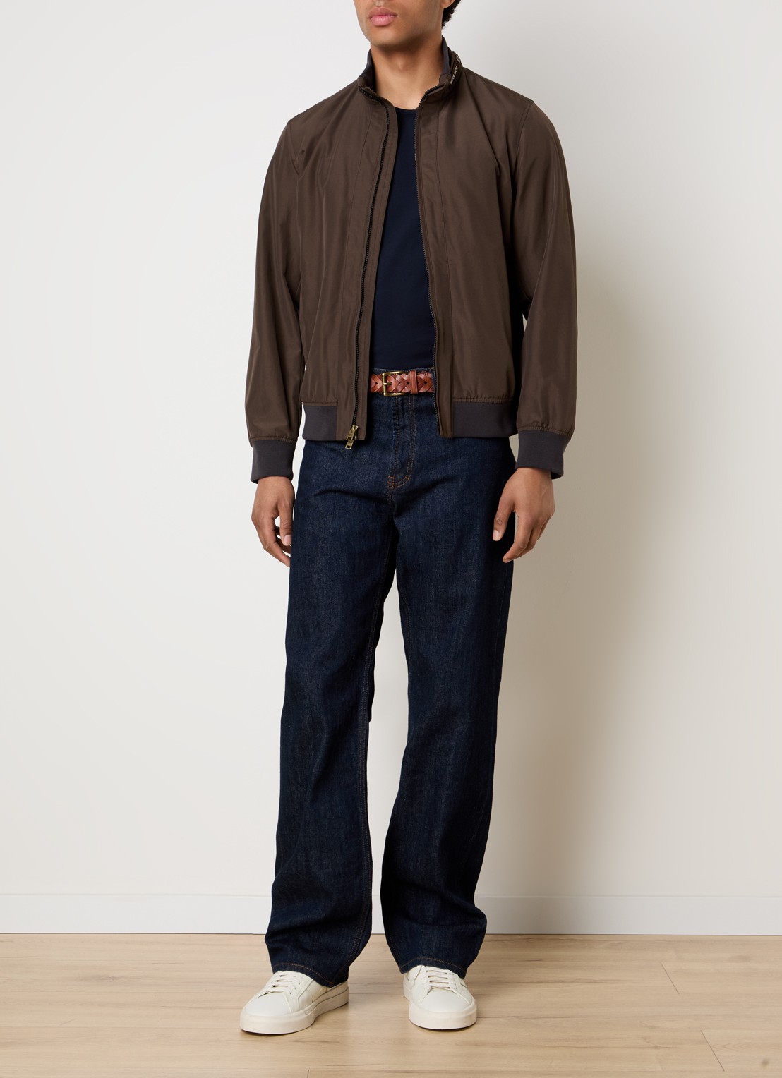 Woolrich Jack met logo en steekzakken - voorkant 2 lichtbruin