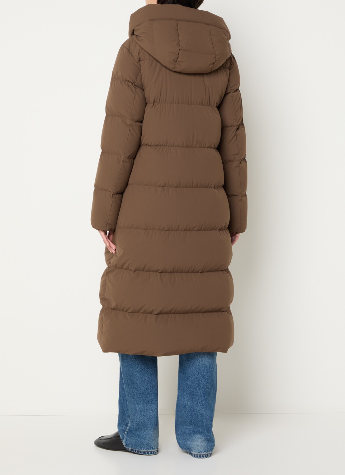 Woolrich Madison longline puffer jack met donsvulling - achterkant 4 cognac