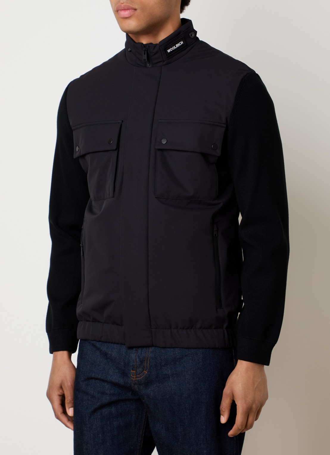 Woolrich Softshell jack met ritszakken - detail 4 zwart