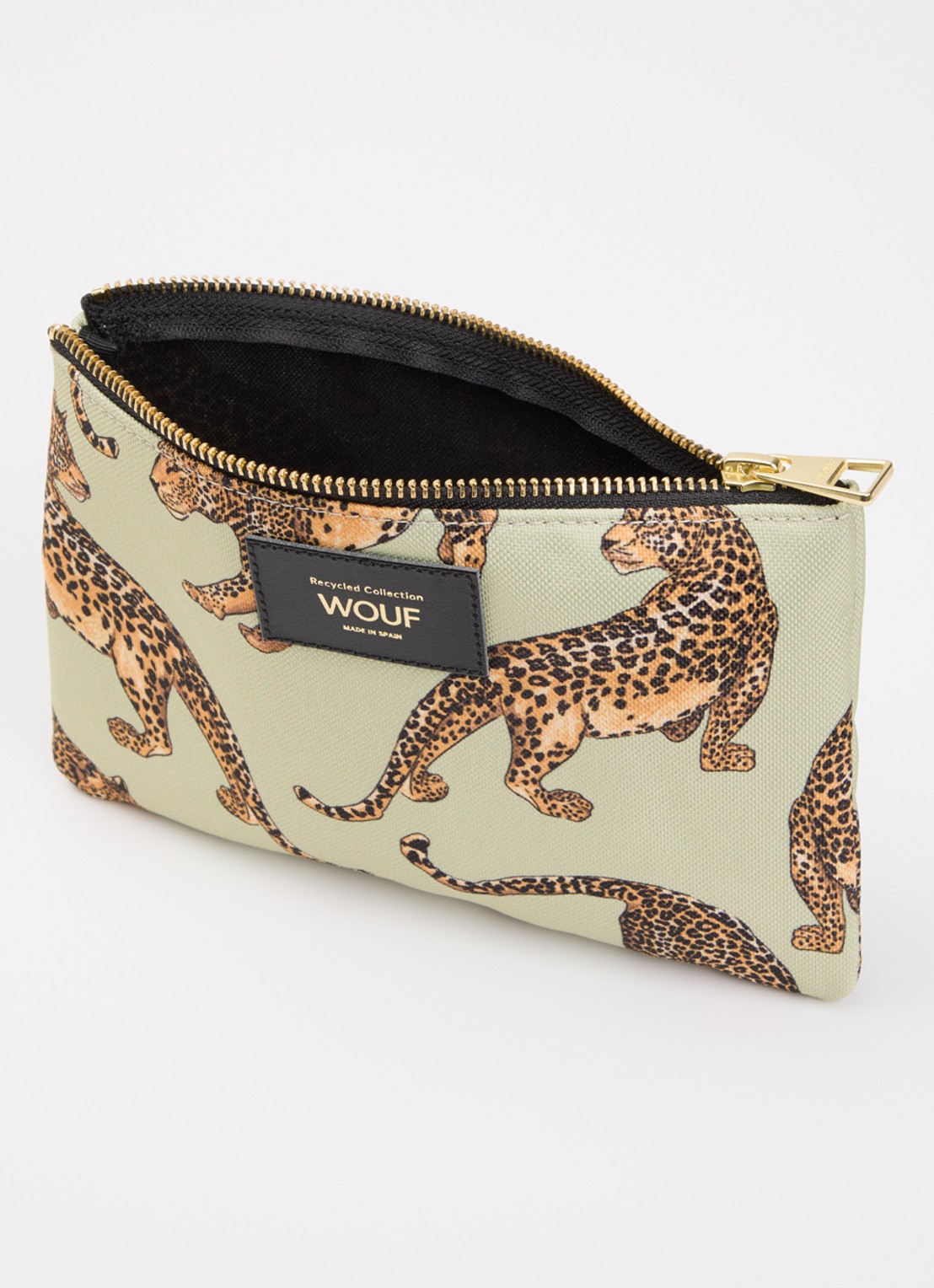 Wouf Avo Leopard toilettas met print - voorkant 2 lindegroen