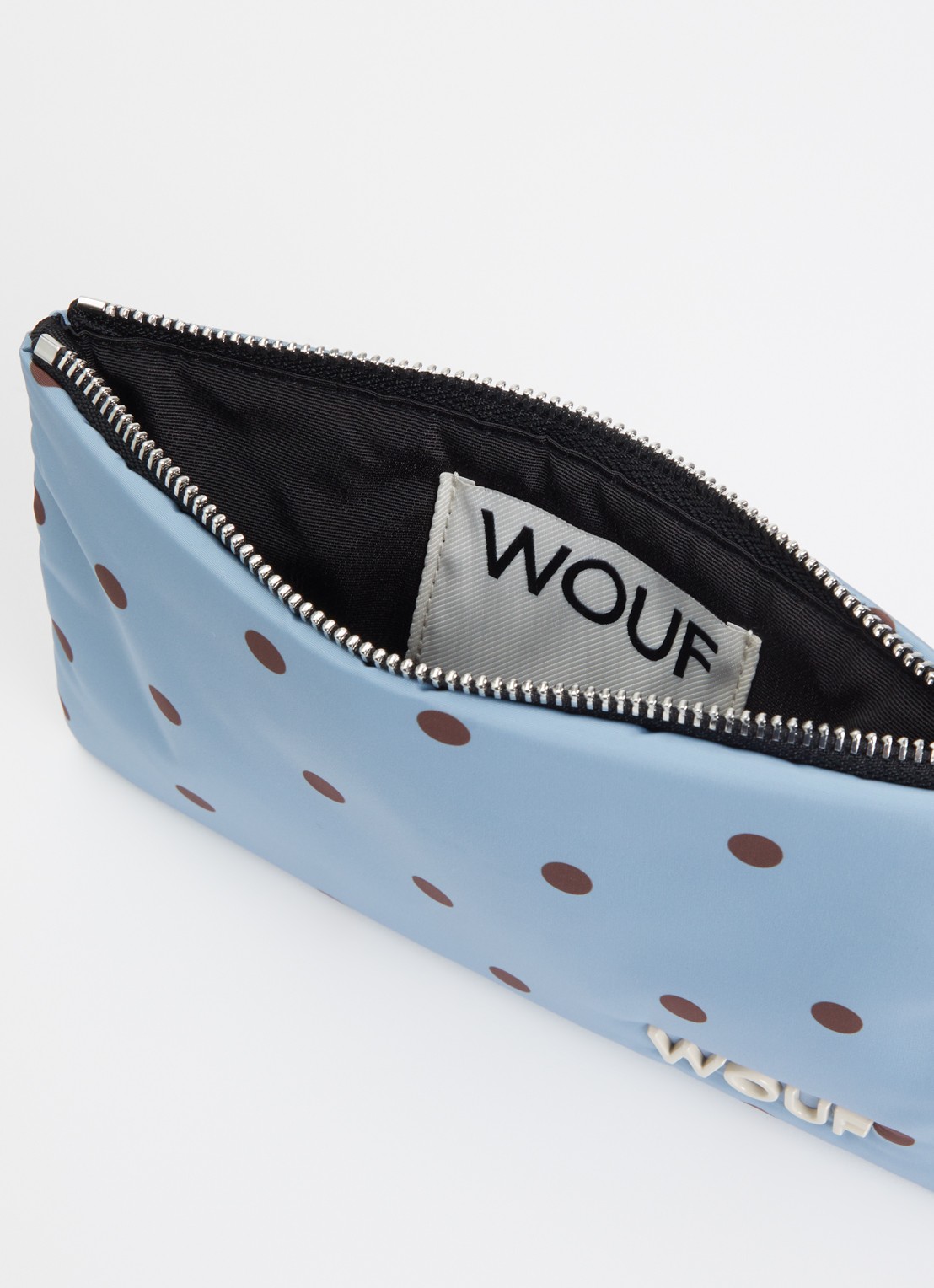Wouf Polka toilettas met stippenprint - voorkant 2 lichtblauw