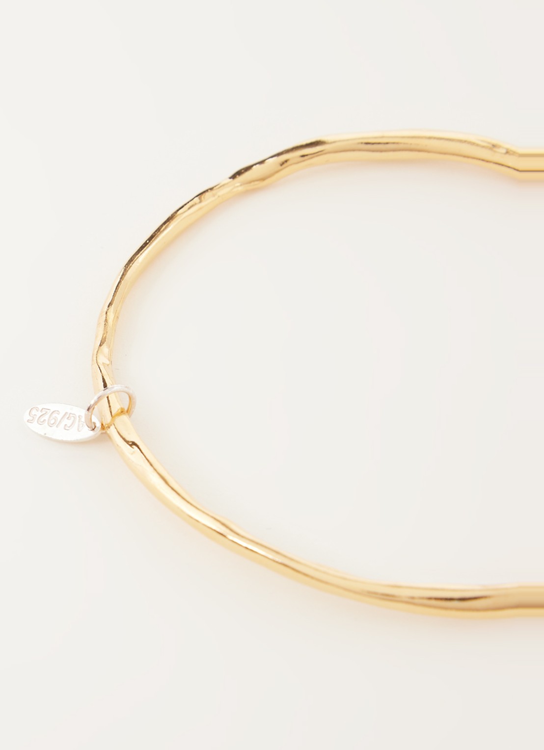 Wouters & Hendrix  shaped bangle verguld - detail 3 goud