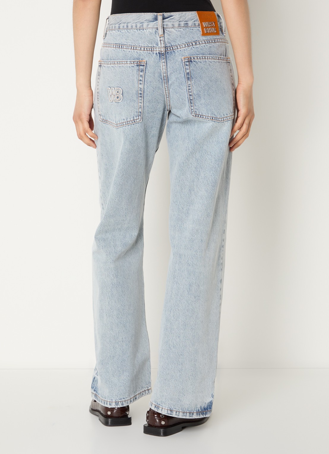 WRSTBHVR Maila mid waist straight leg jeans met lichte wassing - achterkant 5 indigo