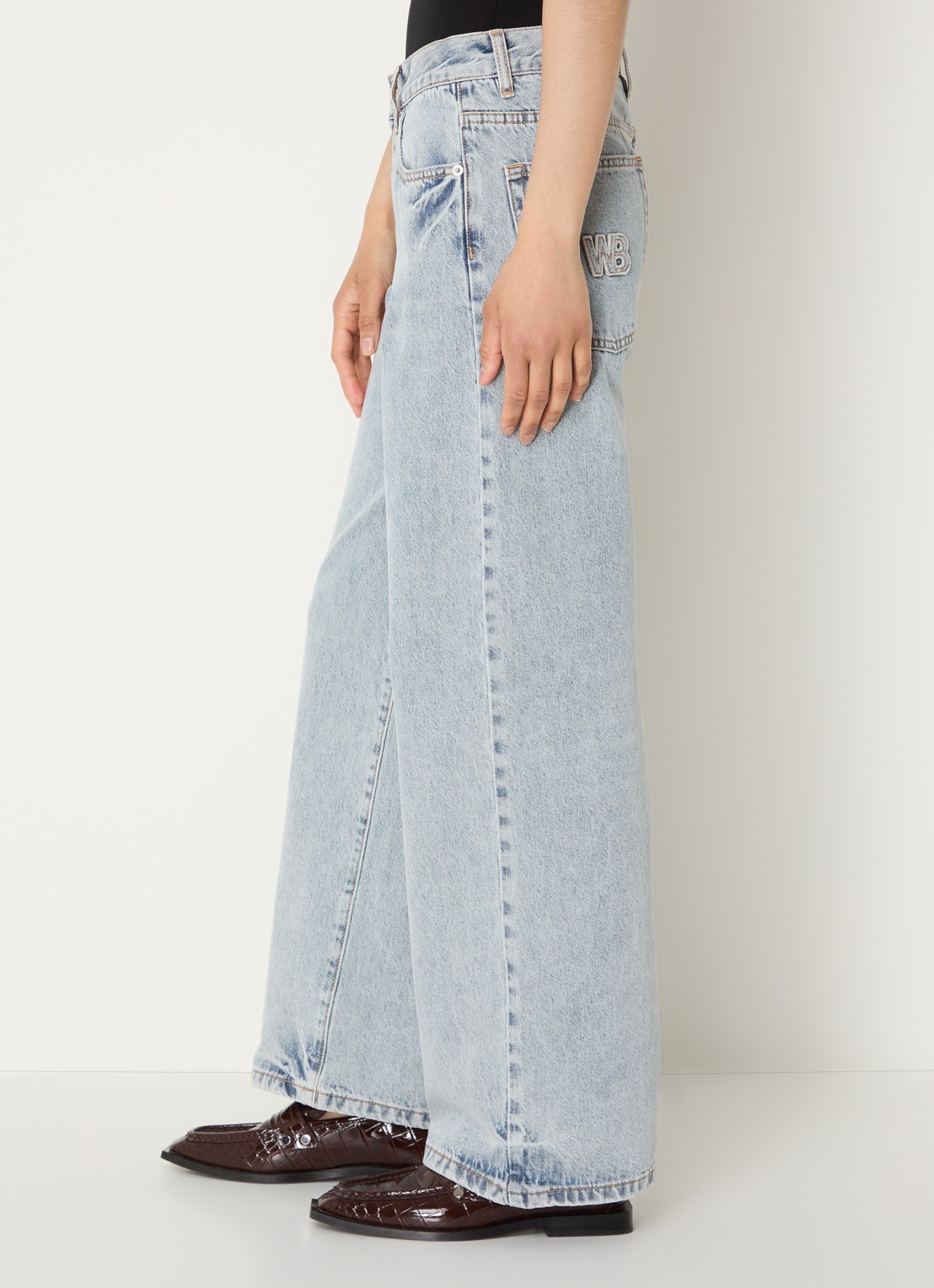 WRSTBHVR Maila mid waist straight leg jeans met lichte wassing - detail 4 indigo