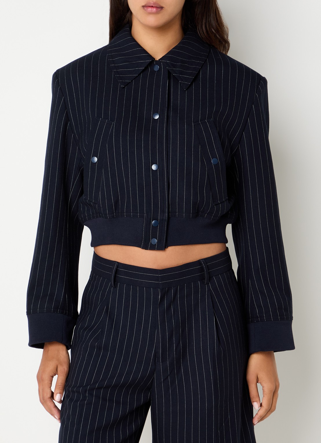 WRSTBHVR Nadeen jack met steekzakken - detail 3 donkerblauw