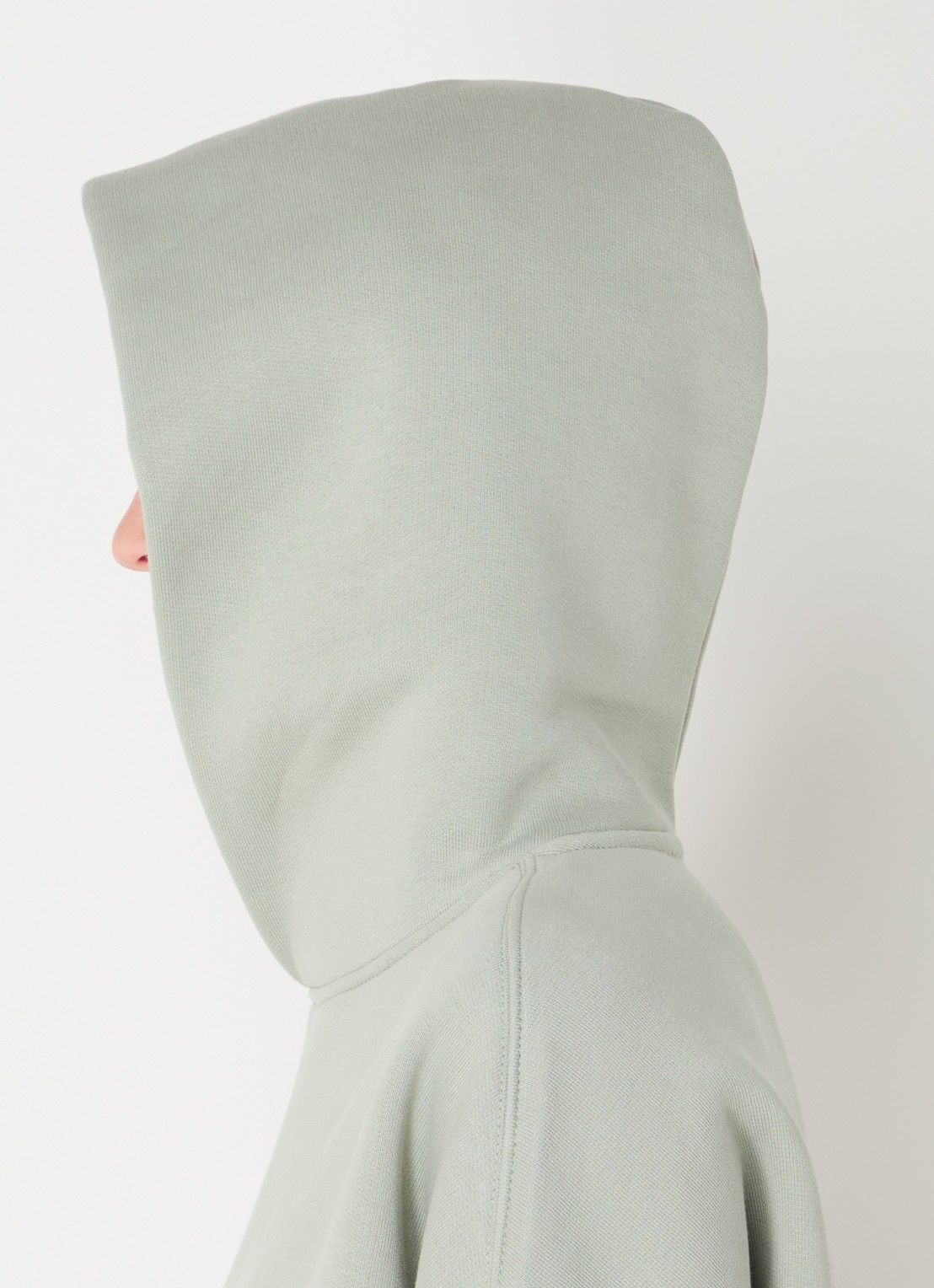 WRSTBHVR Reed hoodie met front- en backprint - detail 4 lindegroen