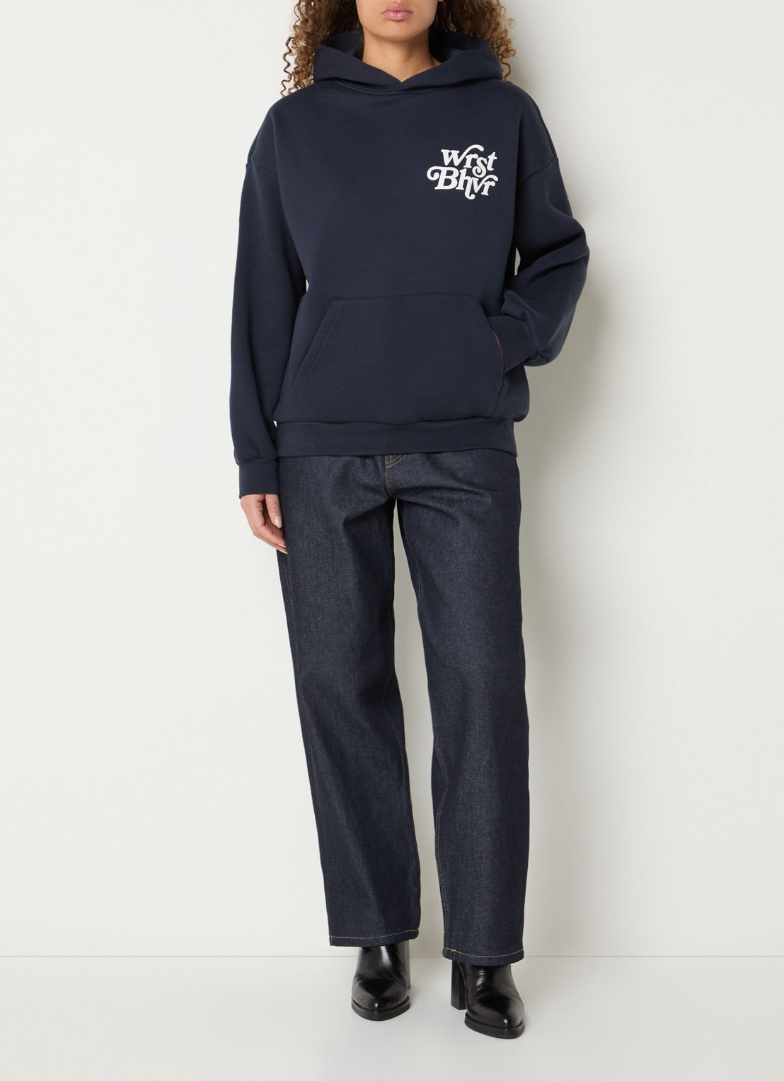 WRSTBHVR Reen oversized hoodie met logo- en backprint - voorkant 2 donkerblauw