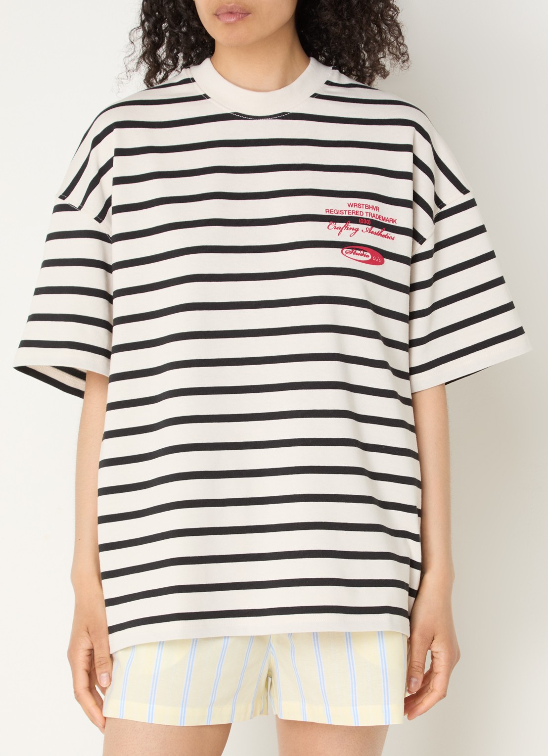 WRSTBHVR Rodolfo T-shirt met front- en backprint - achterkant 3 gebroken wit