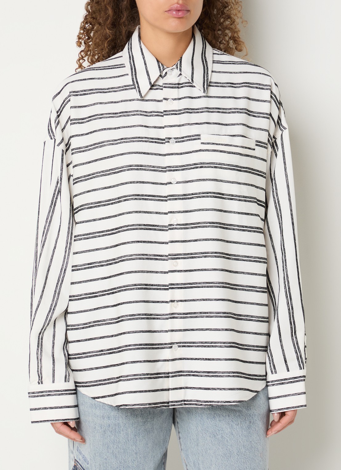 WRSTBHVR Tavi oversized blouse met streepprint en logo - detail 4 wit