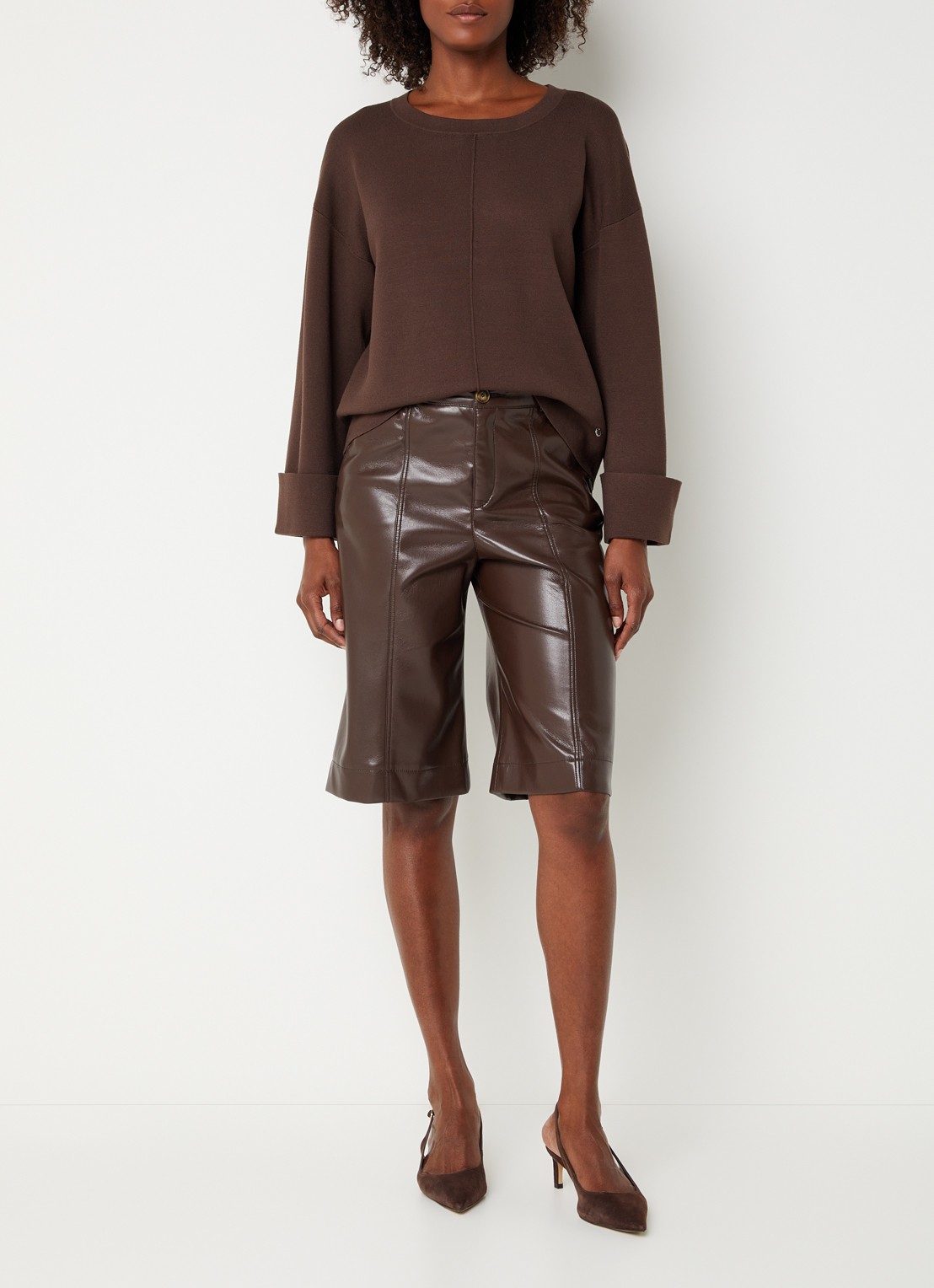 Xandres Annalisa sweater met ronde hals - voorkant 3 donkerbruin