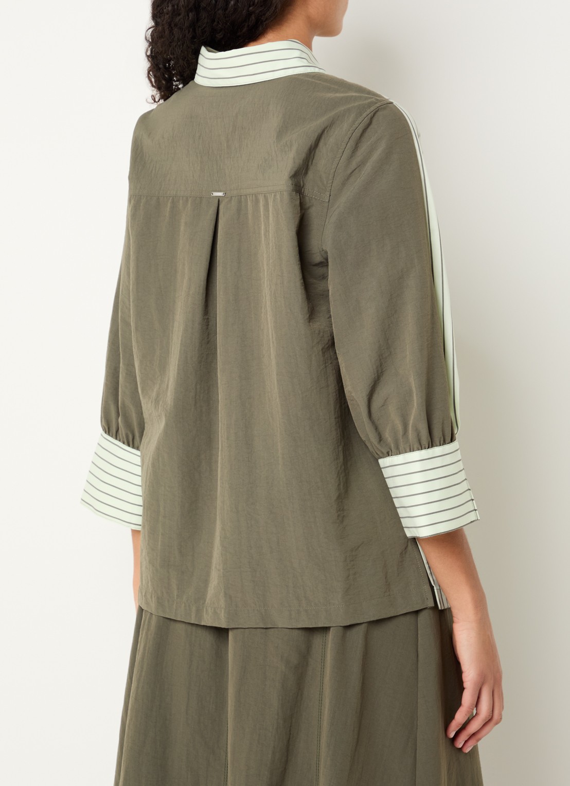 Xandres Hatriena blouse met streepprint - achterkant 2 lindegroen