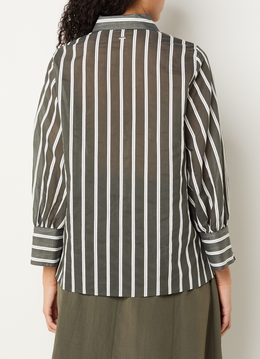Xandres Heloisa semi-transparante blouse met streepprint - achterkant 4 bronsgroen