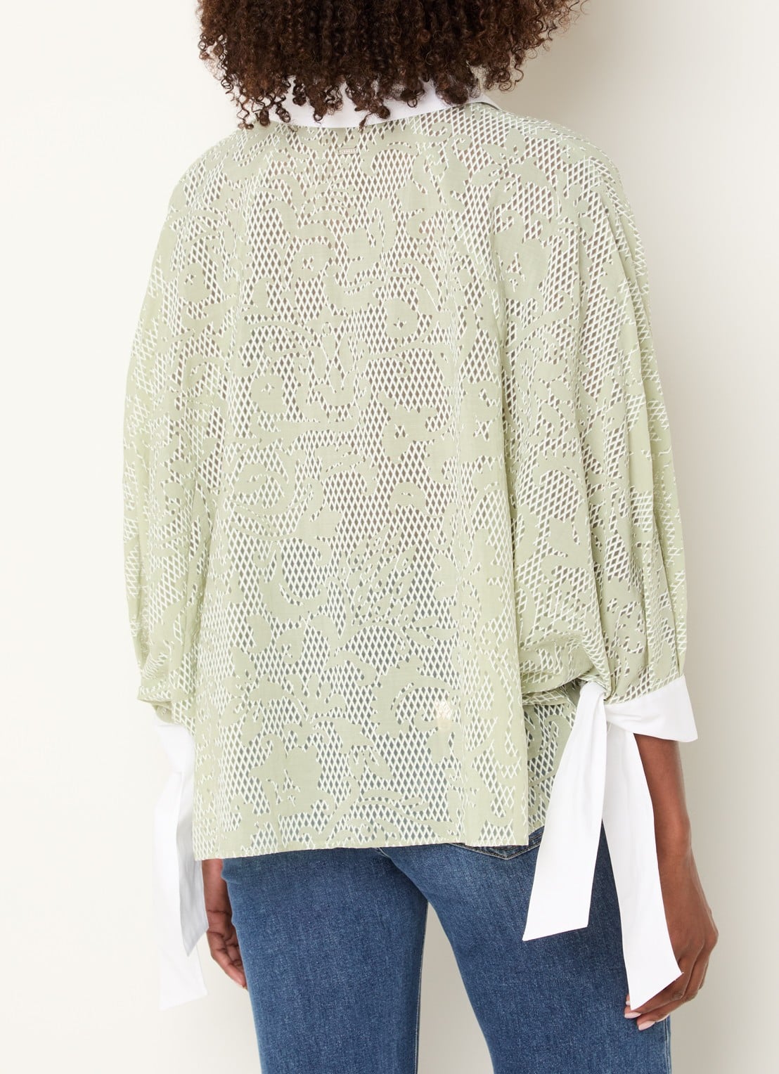 Xandres Hirina blouse met print - achterkant 3 lindegroen