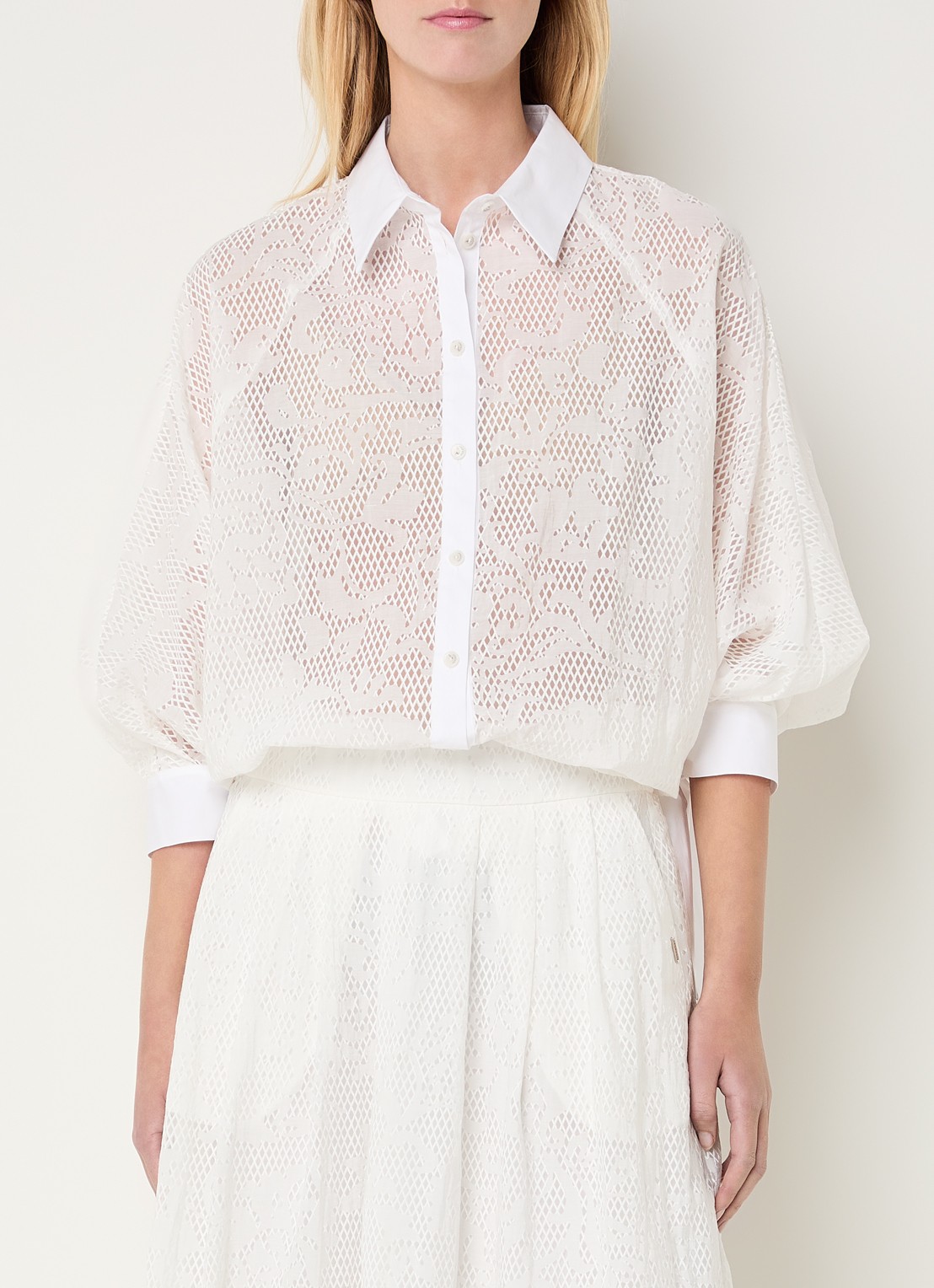 Xandres Hirina semi-transparante blouse met vlindermouw - detail wit