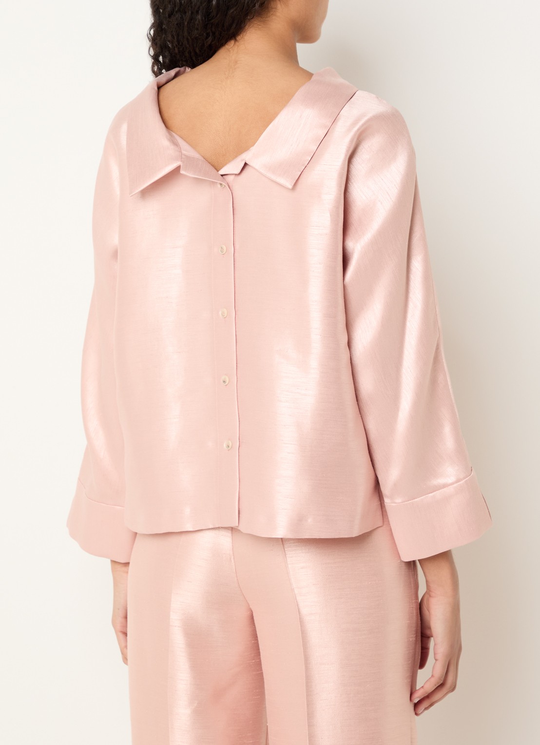 Xandres Hubje blouse met metallic finish - detail 3 zalmroze