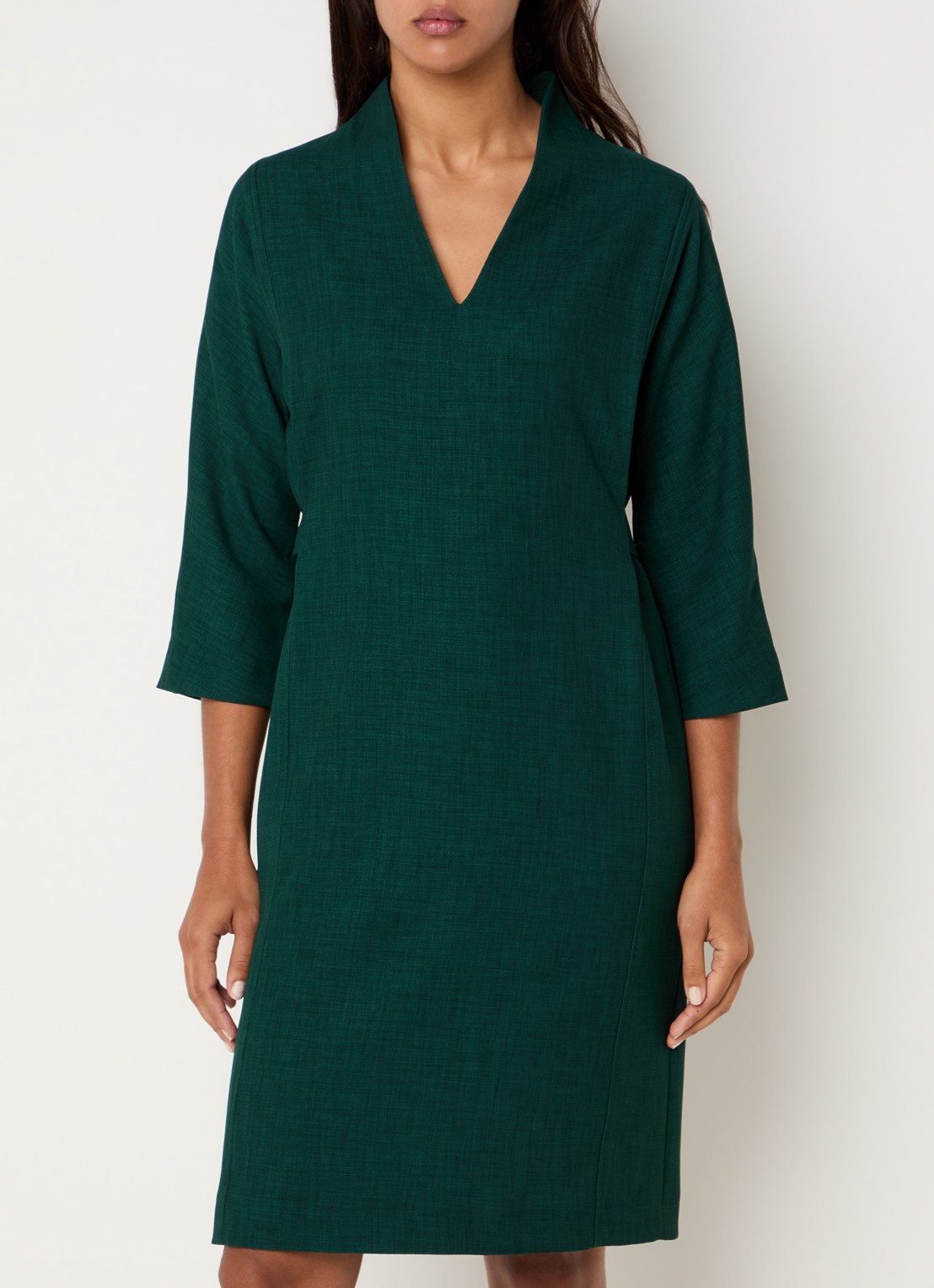 Xandres Kiliano midi tuniekjurk met V-hals en strikceintuur - detail donkergroen