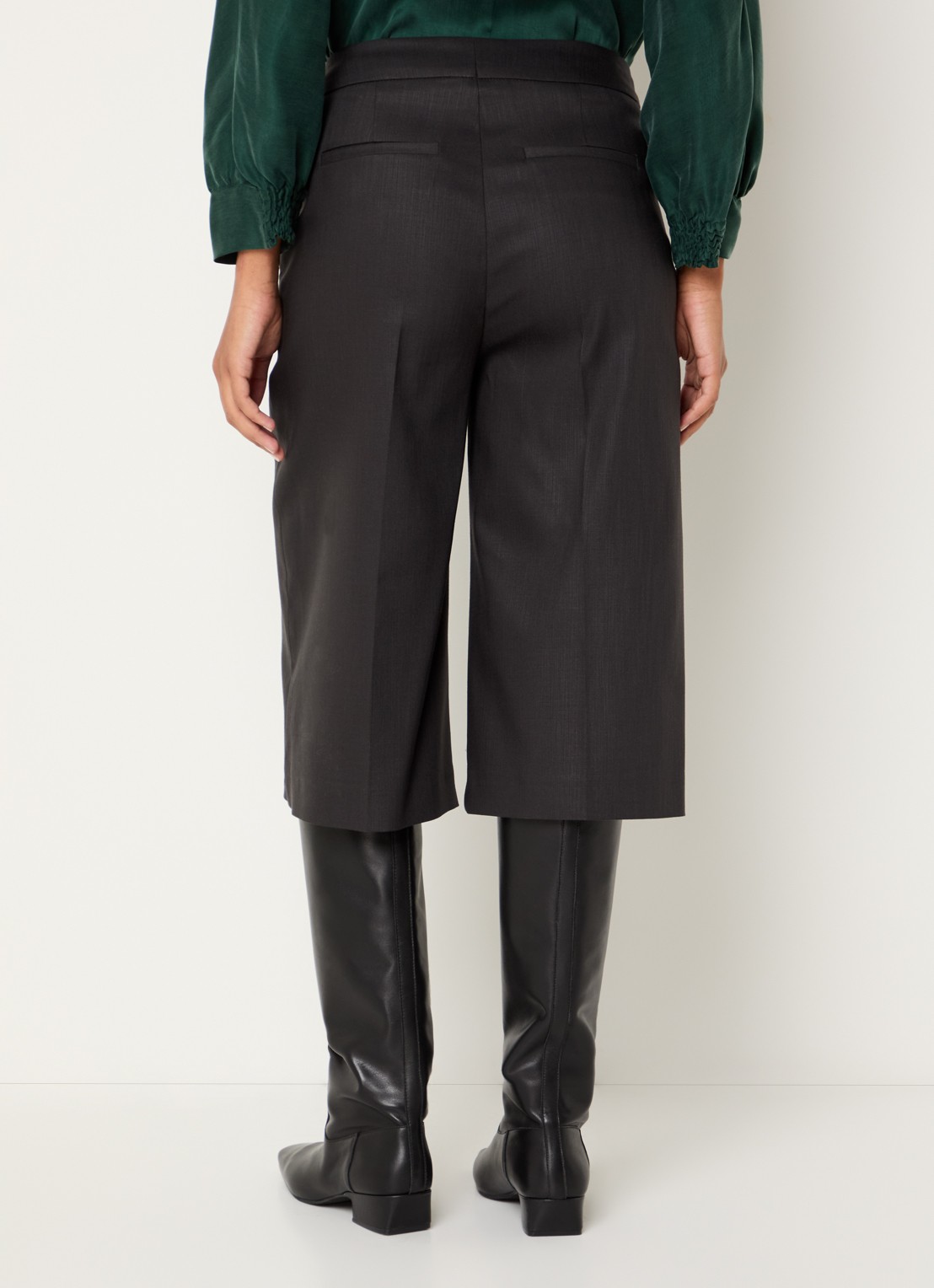Xandres Patrizalo high waist straight fit korte pantalon in wolblend - achterkant 2 donkerbruin