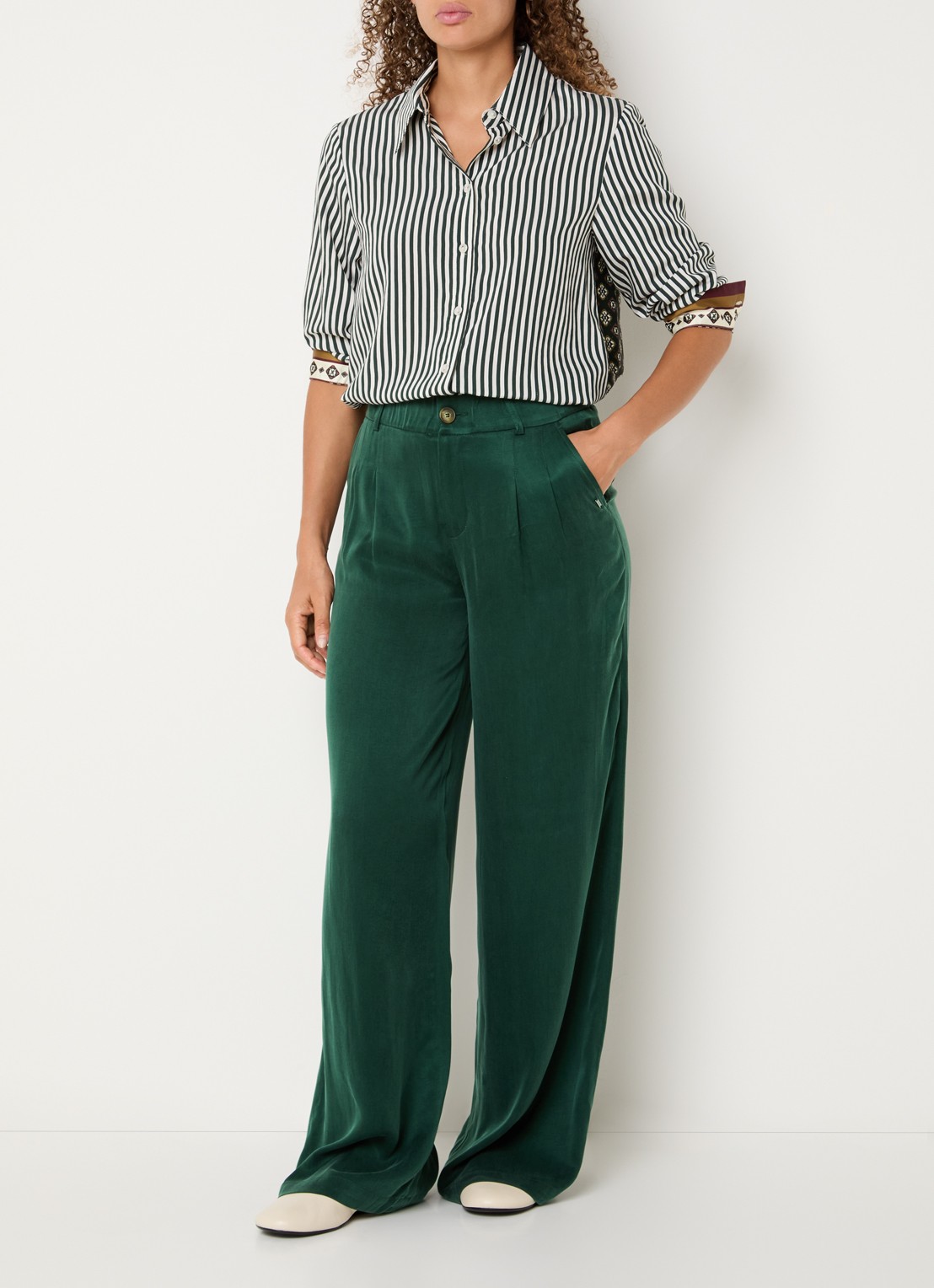Xandres Phia high waist loose fit pantalon met steekzakken - voorkant 2 donkergroen