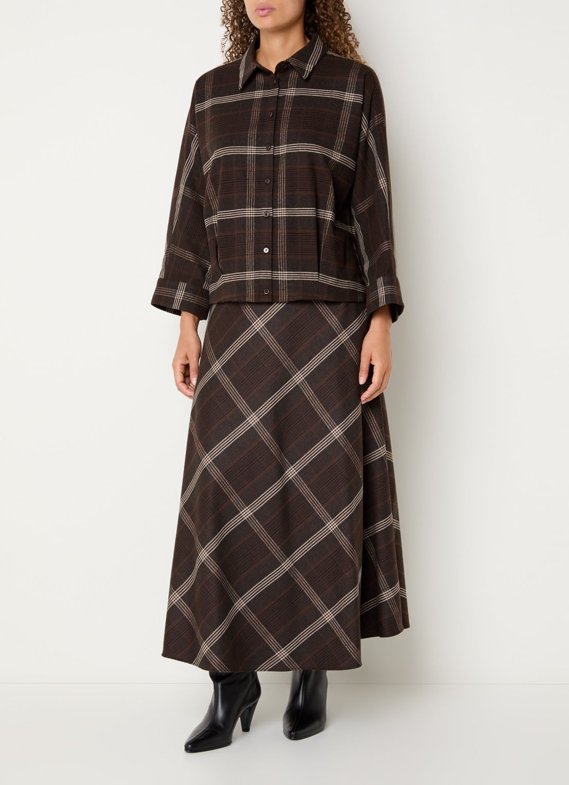 Xandres Rocio midi rok met ruikdessin - voorkant 4 bruin