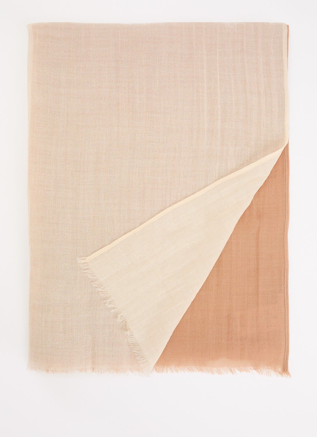 Xandres Sjaal van wol 210 x 160 cm - voorkant abrikoos