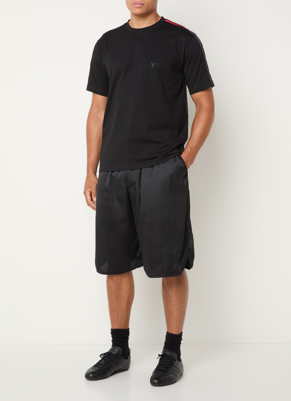 Y-3 Loose fit korte broek van satijn - voorkant 4 zwart