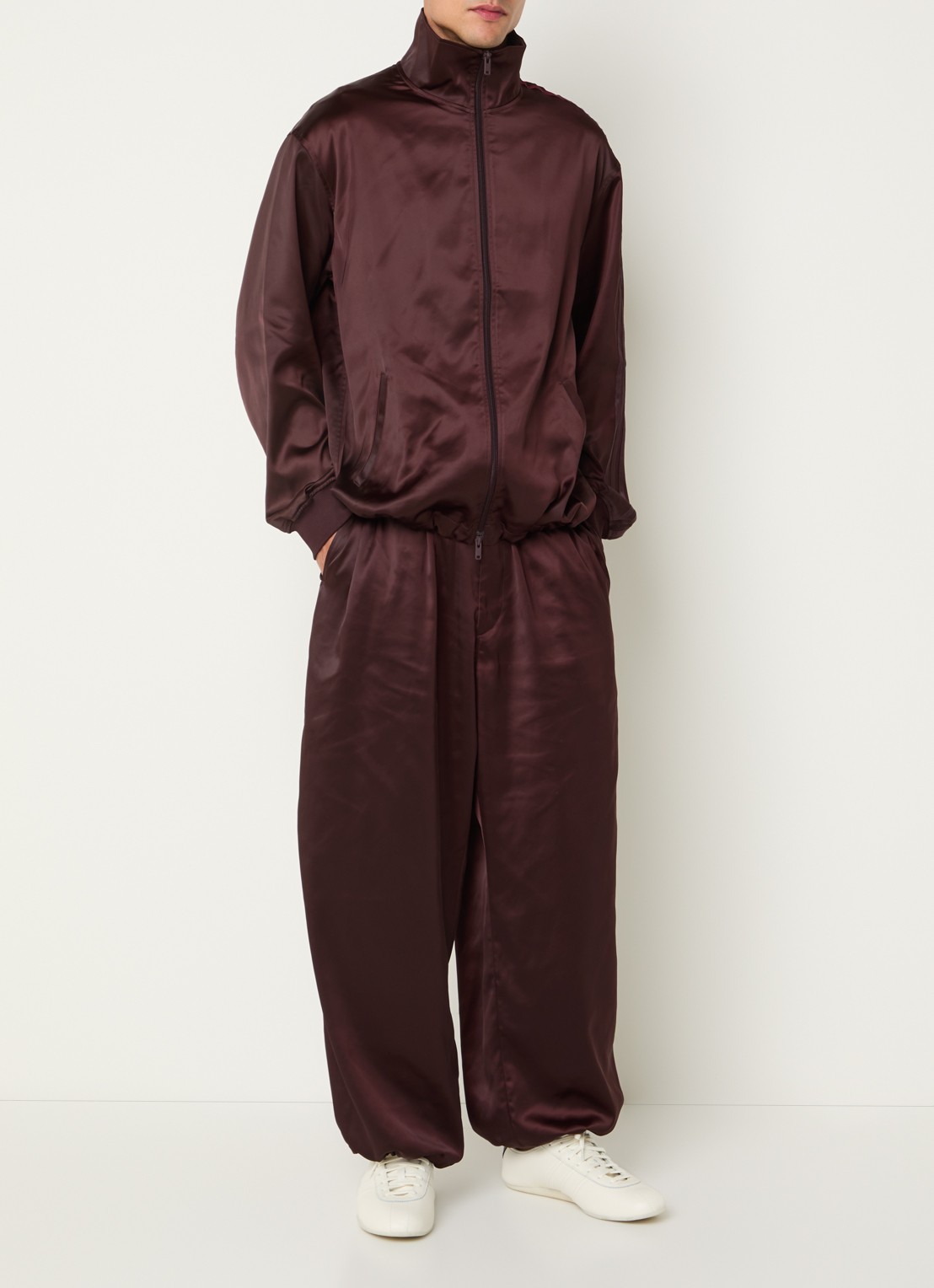 Y-3 Loose fit trainingsbroek van satijn met streepprint - voorkant 2 bordeauxrood