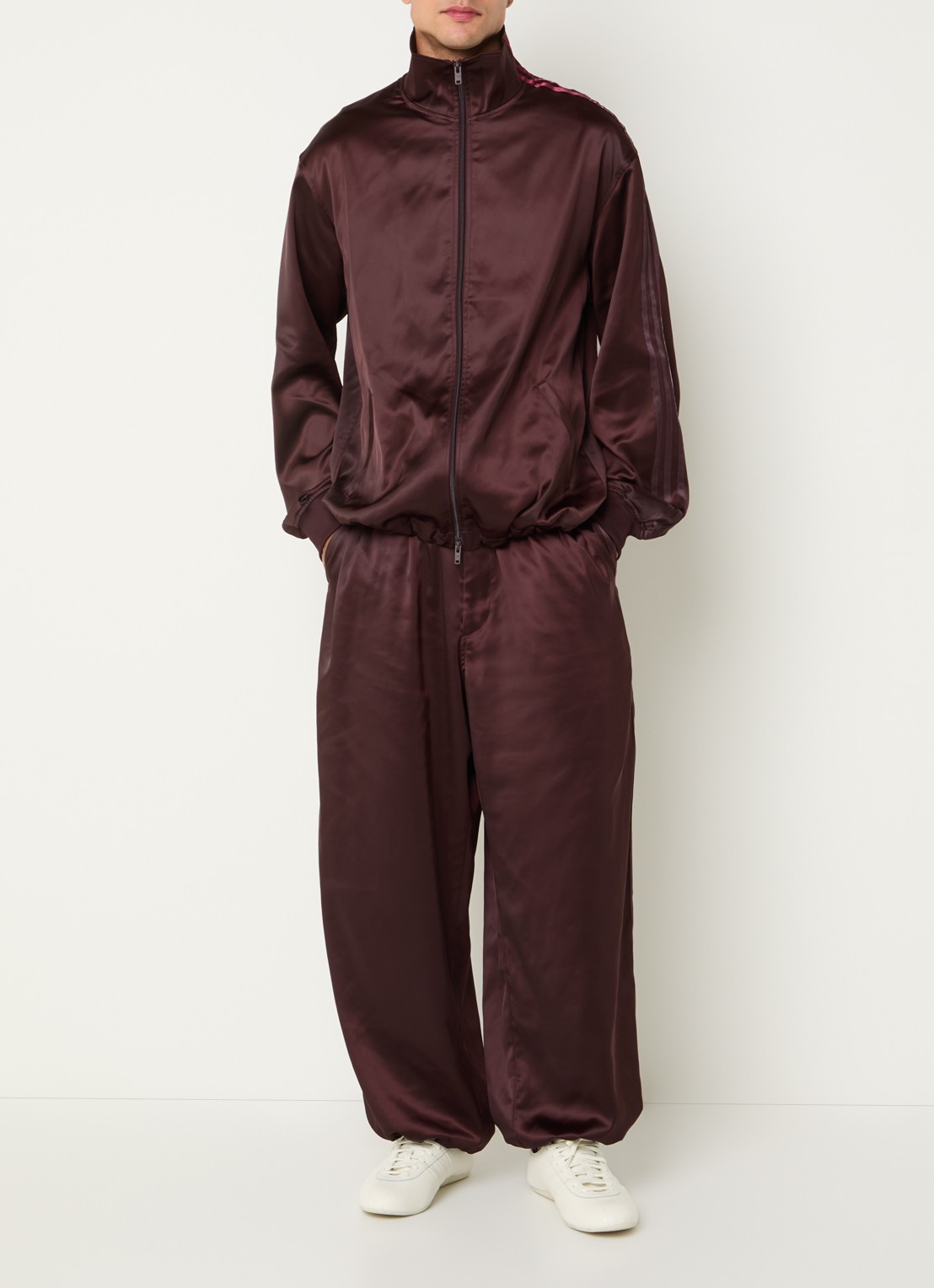 Y-3 Trainingsvest van satijn met streepprint - voorkant 2 bordeauxrood
