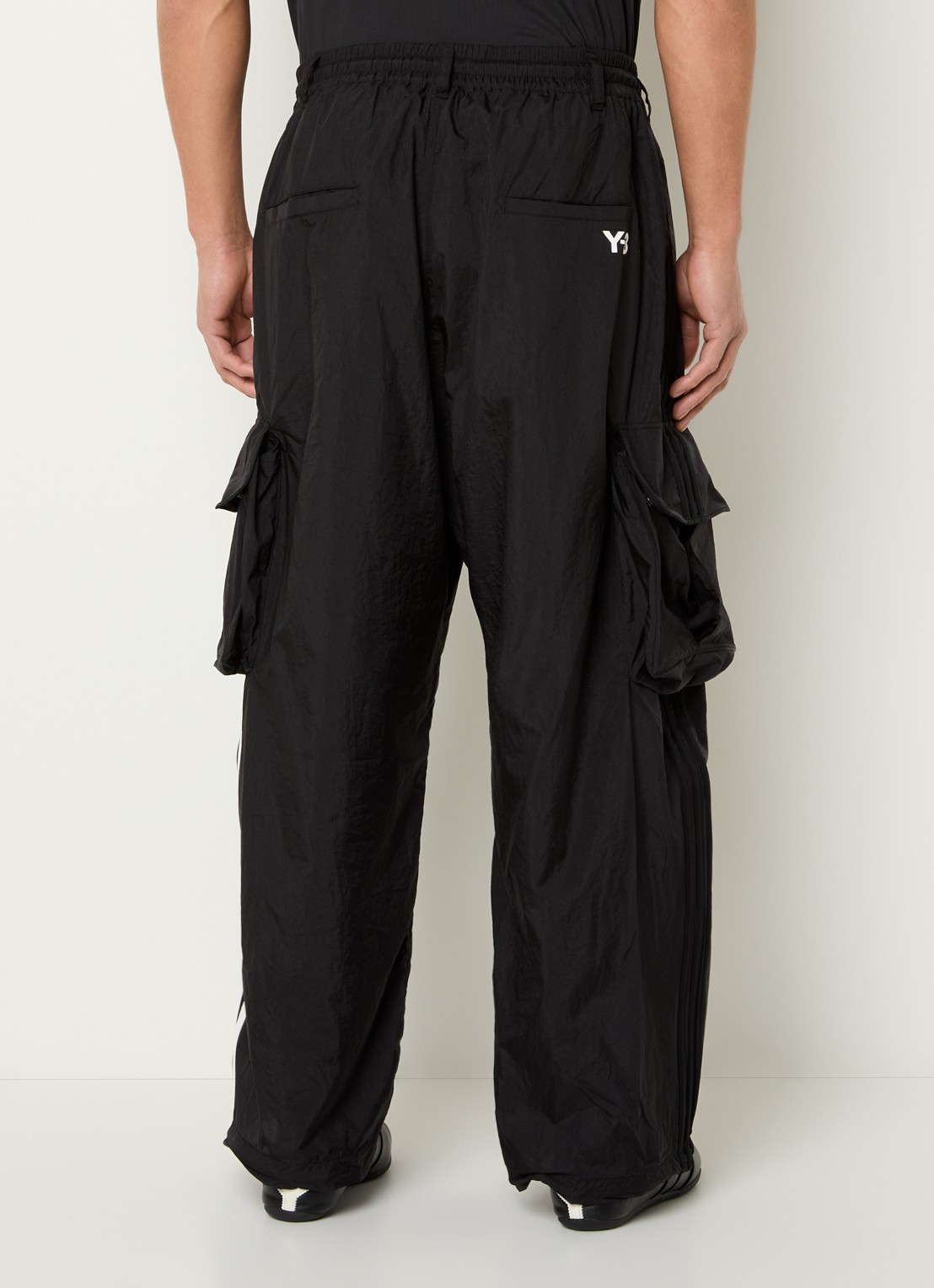 Y-3 Wide fit cargobroek met steekzakken - achterkant 5 zwart