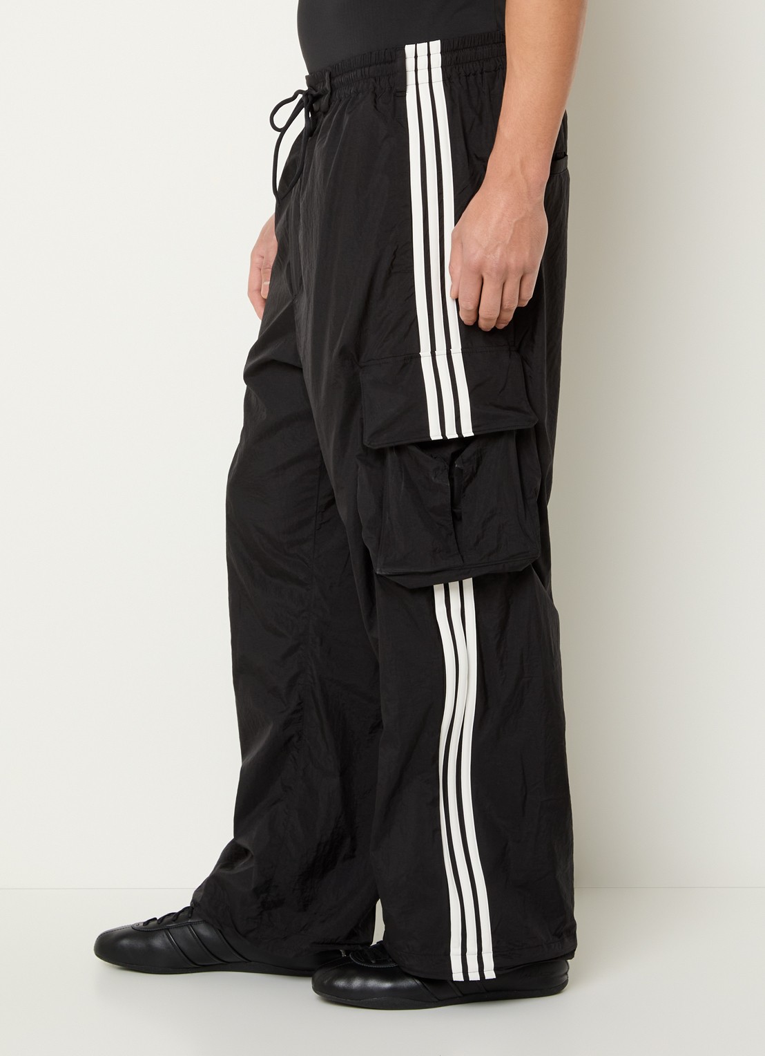 Y-3 Wide fit cargobroek met steekzakken - detail 2 zwart