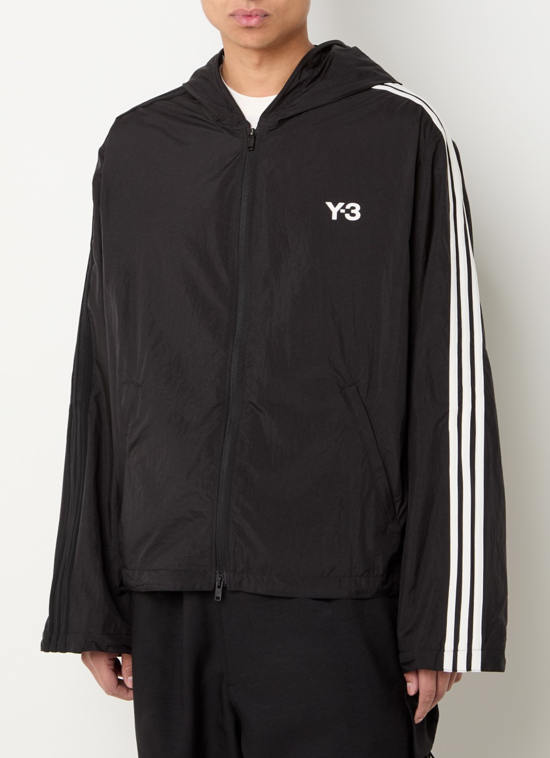 Y-3 Windjack met logo en capuchon - detail 4 zwart