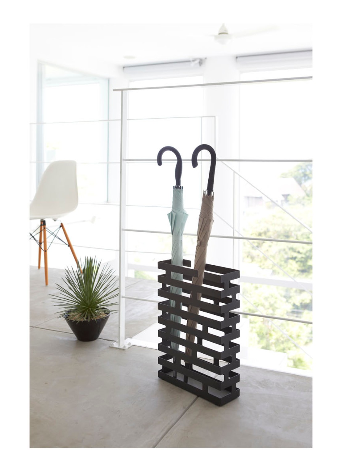 Yamazaki Brick paraplu standaard  - voorkant 2 zwart