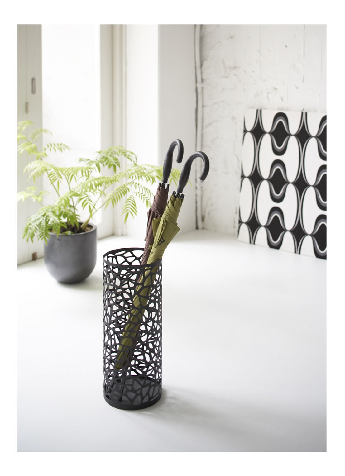 Yamazaki Nest paraplu standaard - voorkant 3 zwart