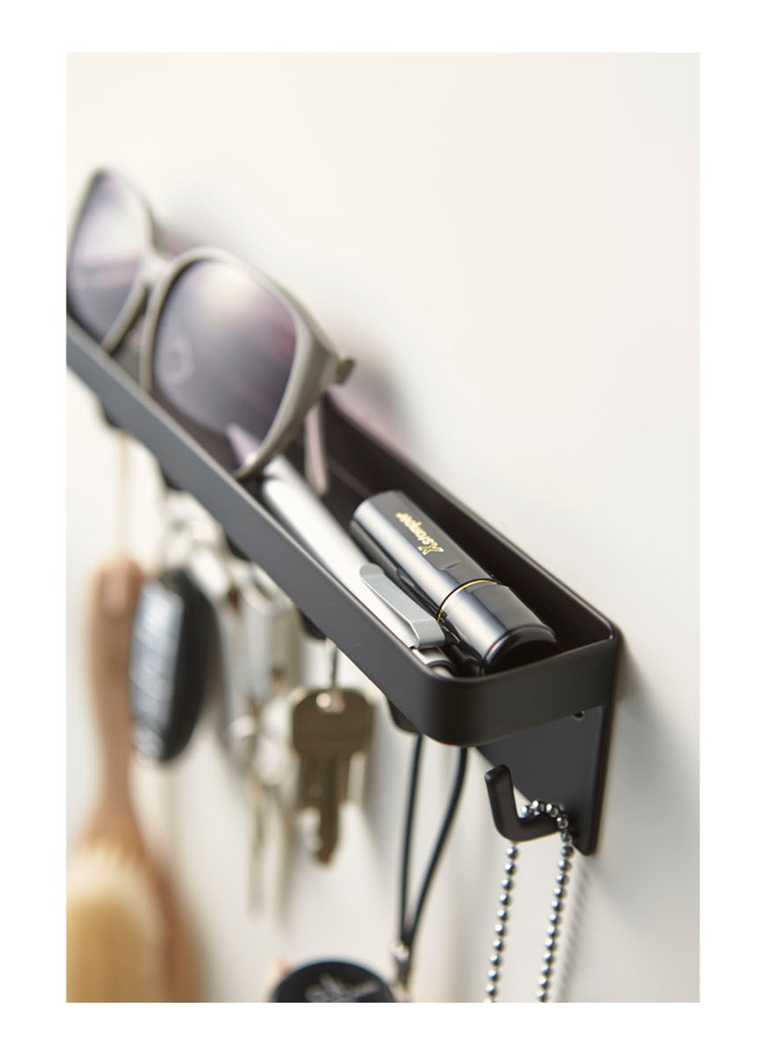Yamazaki Smart magnetisch sleutelrek 24,5 cm - detail 4 zwart