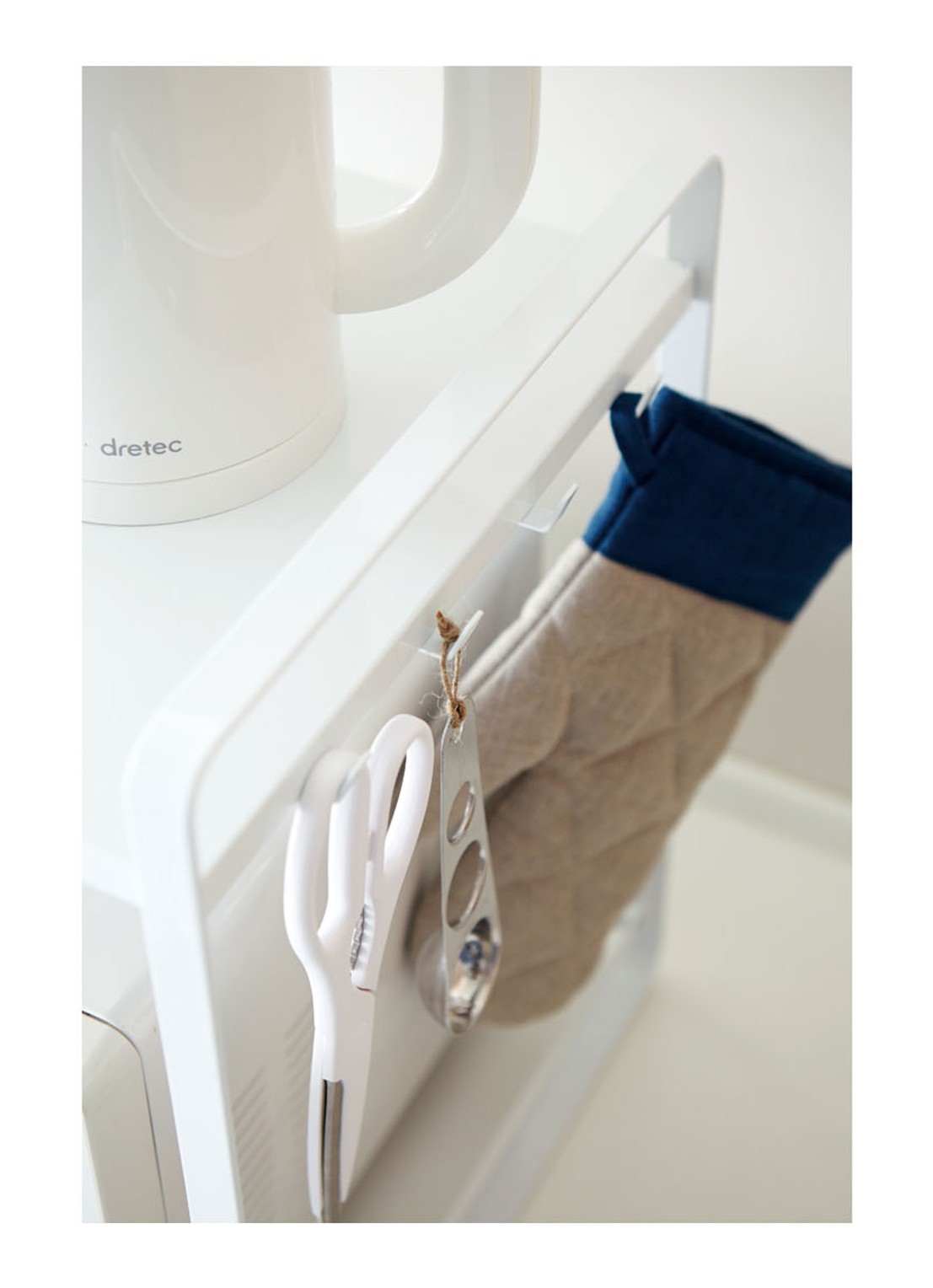 Yamazaki Tower uitschuifbare aanrecht organizer 47,5 - 75 cm - detail 4 wit