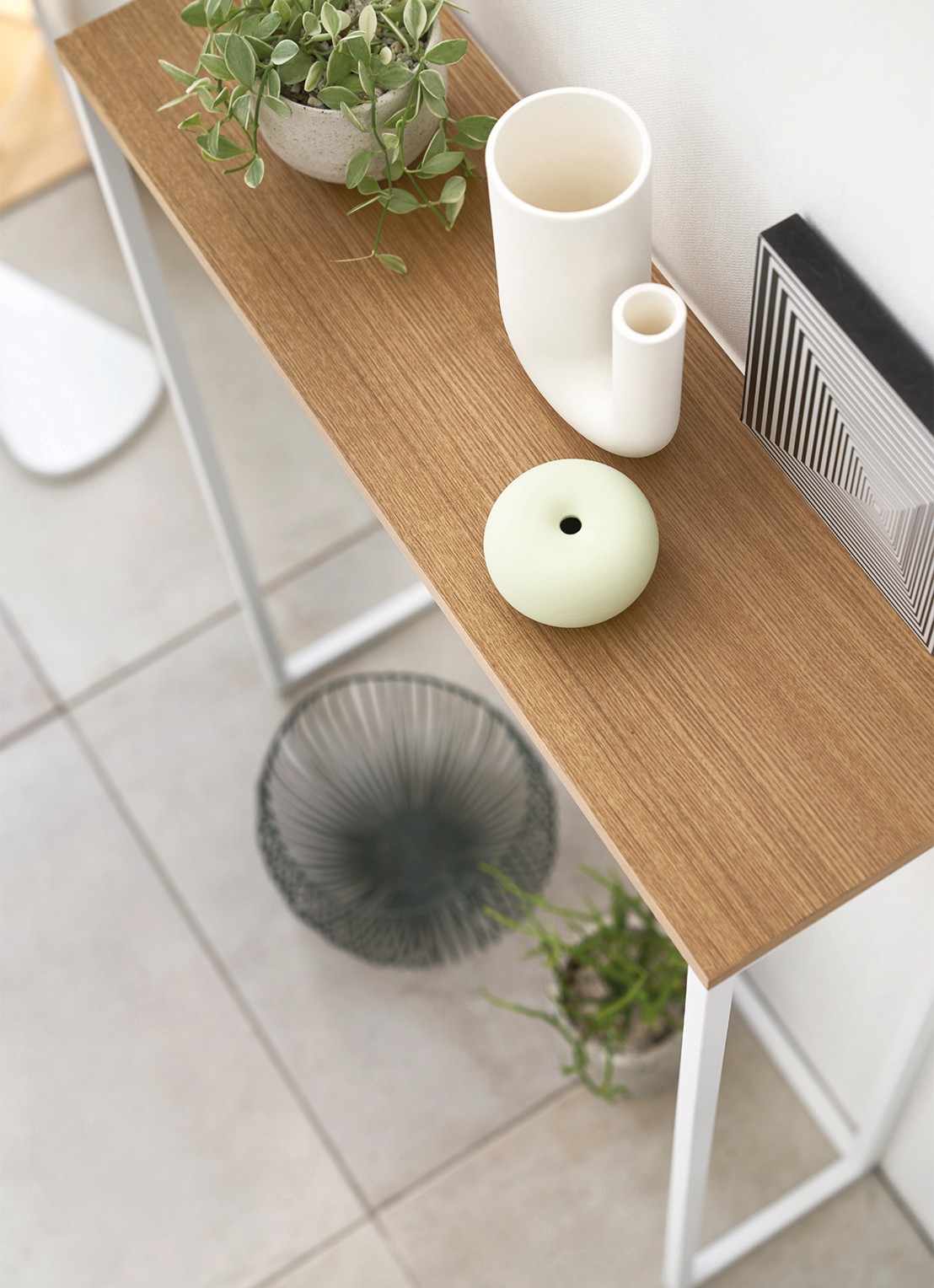 Yamazaki Tower wandtafel 60 x 80,5 cm - detail 4 wit