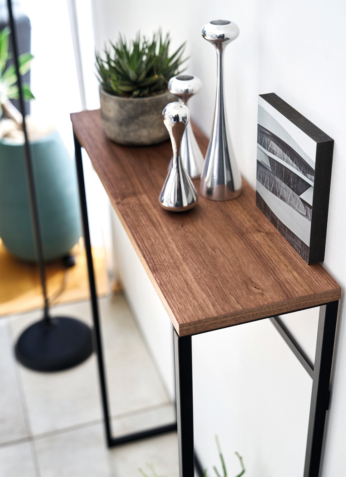 Yamazaki Tower wandtafel 60 x 80,5 cm - detail 3 zwart