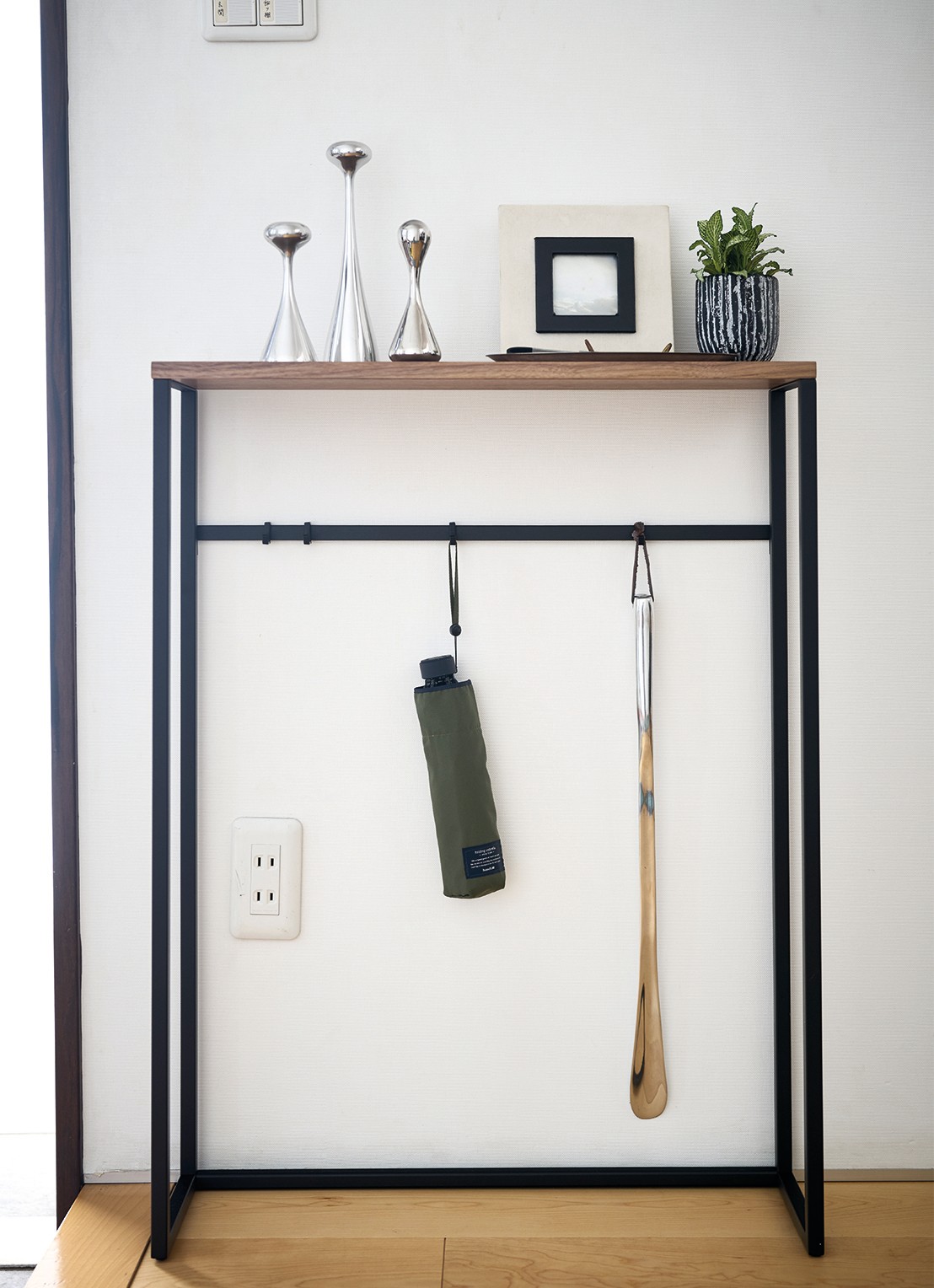 Yamazaki Tower wandtafel 60 x 80,5 cm - detail 7 zwart