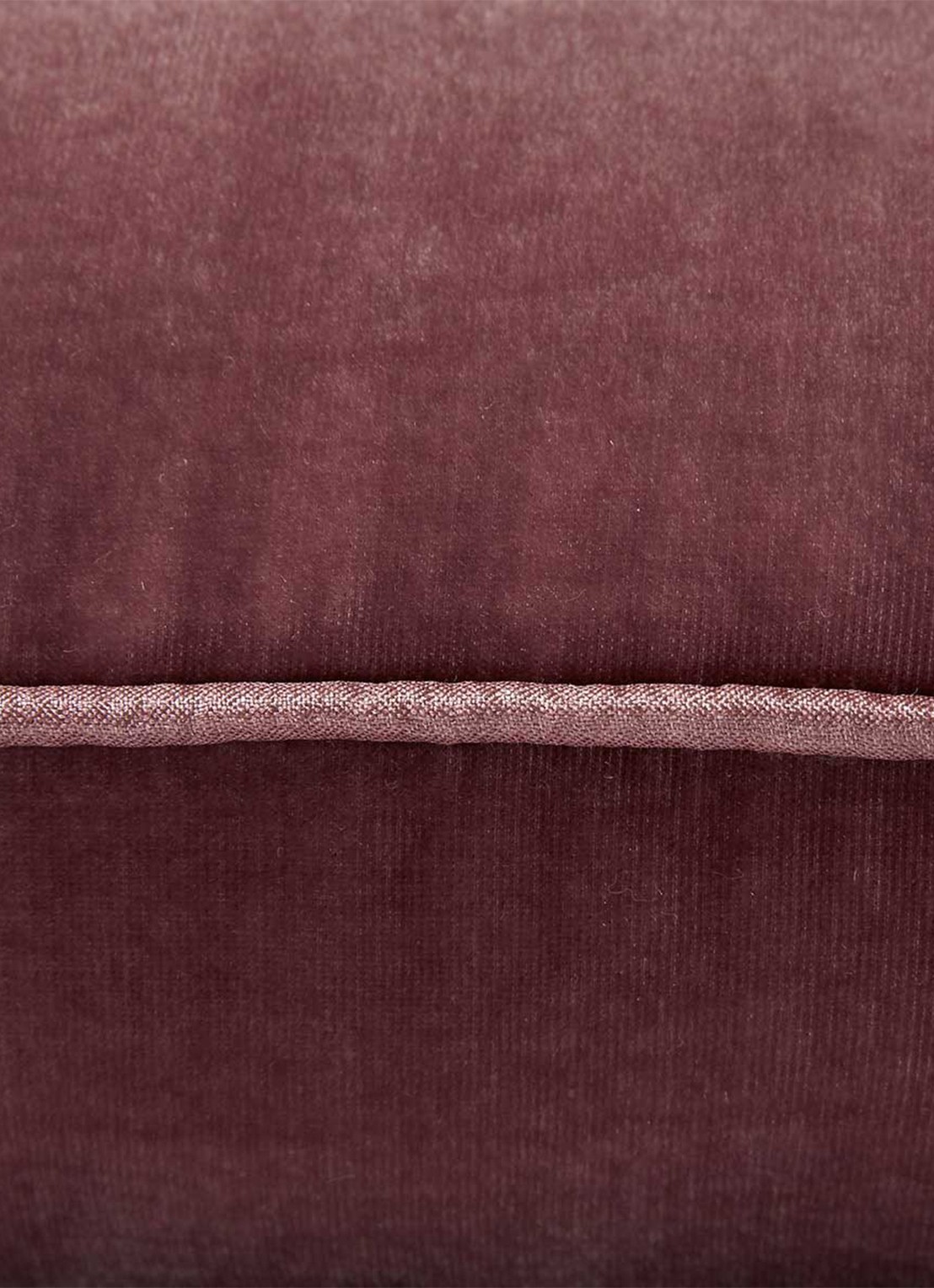 Yves Delorme Cocon sierkussen 45 x 45 cm  - achterkant 2 roze
