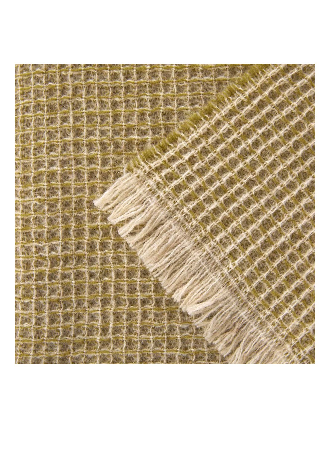 Yves Delorme Cosy plaid van scheerwol met franjes 130 x 170 cm - achterkant zand