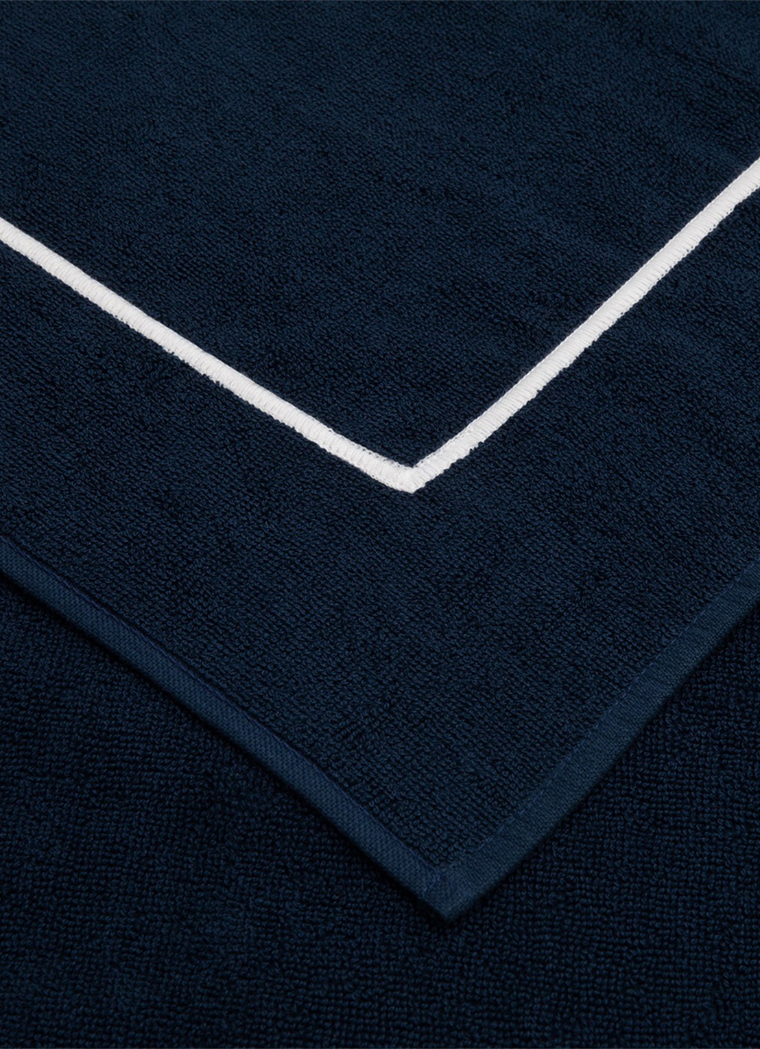 Yves Delorme Croisiere strandlaken  - 480 gr/m2 - 92 x 200 cm - achterkant 4 blauw