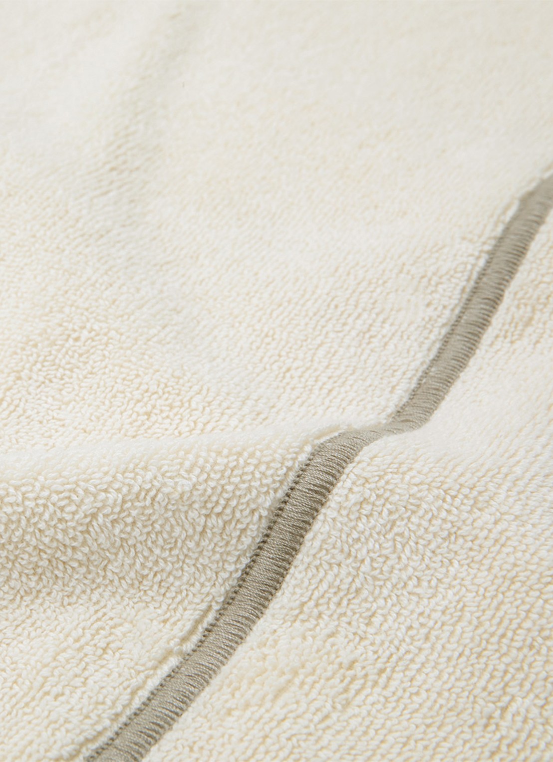 Yves Delorme Croisiere strandlaken  - 480 gr/m2 - 92 x 200 cm - detail 3 creme