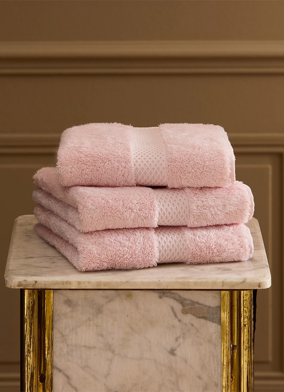 Yves Delorme Etoile gastendoek - 700 g/m² - 33 x 33 cm - voorkant 4 lichtroze