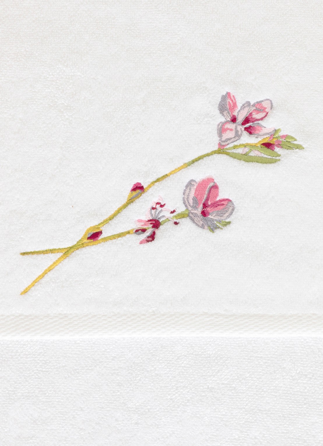 Yves Delorme Gaura gastendoek - 45 x 70 cm - voorkant 2 wit